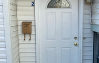 209 MACARTHUR AVE
