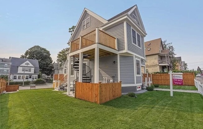 19 WARNER ST