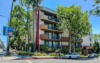Stunning View Of The Property at Hollywood Vista, California, 90046