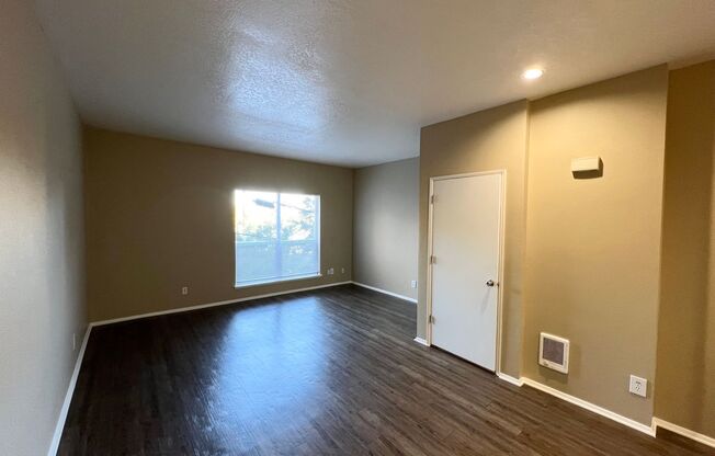 2 beds, 2 baths, 967 sqft, $2,042.49, Unit 1917