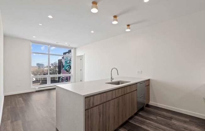 2 beds, 2 baths, 834 sqft, $3,420, Unit 502