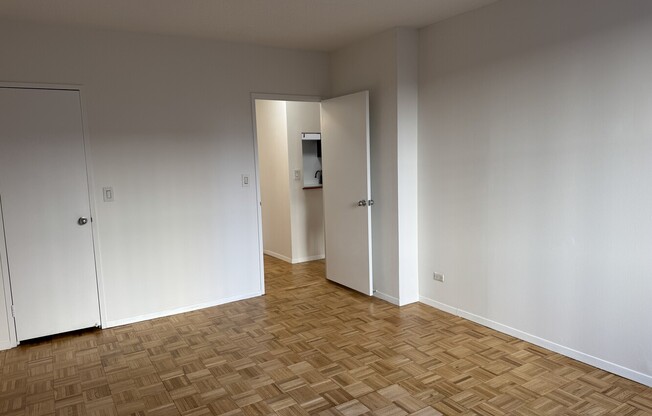 1 bed, 1 bath, 676 sqft, $4,250, Unit 5H