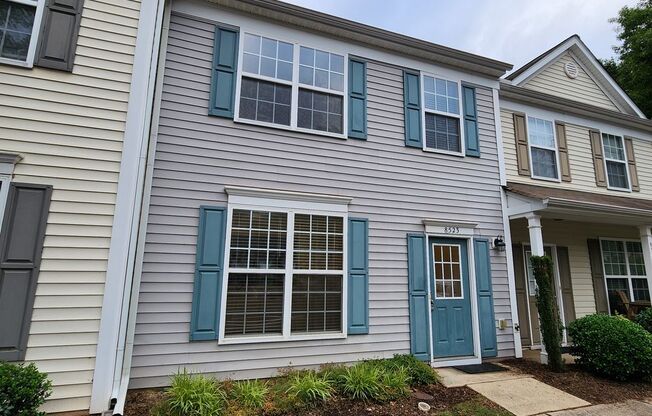 3 bedroom 2.5 Bath For rent