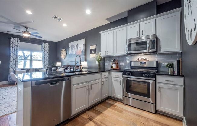 2101 Town Centre Dr #1907