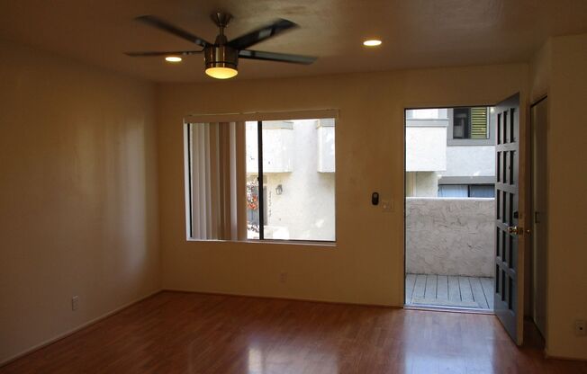 Woodlands in La Jolla  2 bedroom 1 bath townhome newly updated