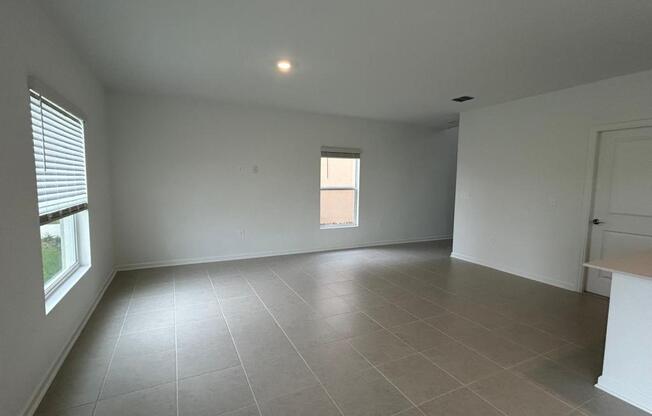5680 PORTICO PL