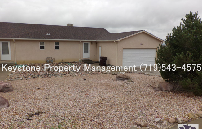 Spacious 3 Bedroom, 3 Bath, 2 Car Attached Garage Duplex in Pueblo West $1725 / $1725