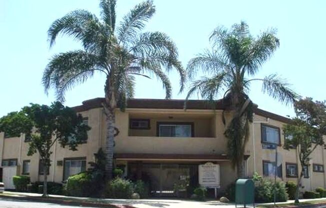 Studio, 1 bath, $1,425, Unit 38
