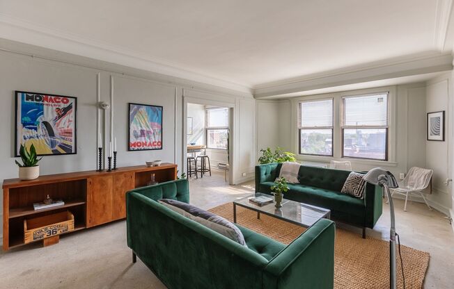 1 bed, 1 bath, 708 sqft, $1,269, Unit 812