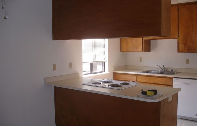 2 Lorayne Ct
