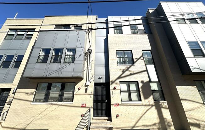 Stunning 2-Bed/2-Bath Condo with Private Rooftop Deck in Fishtown! Available NOW!