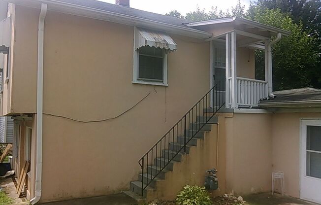 120 South Graham Street