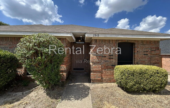 2949 LAWNDALE DR