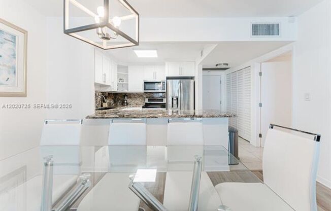 1 bed, 1 bath, $6,500, Unit # 804