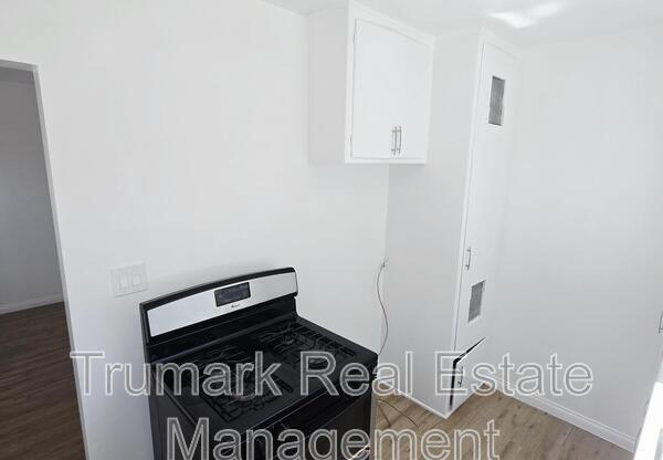 49 S GRAND OAKS