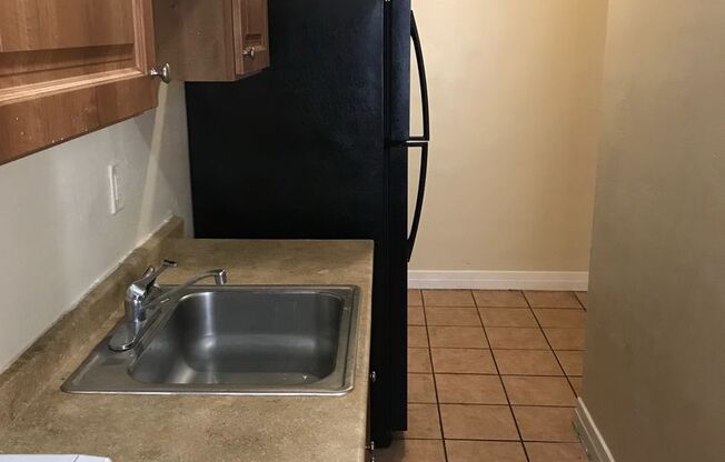 Studio, 1 bath, 430 sqft, $1,449, Unit 16