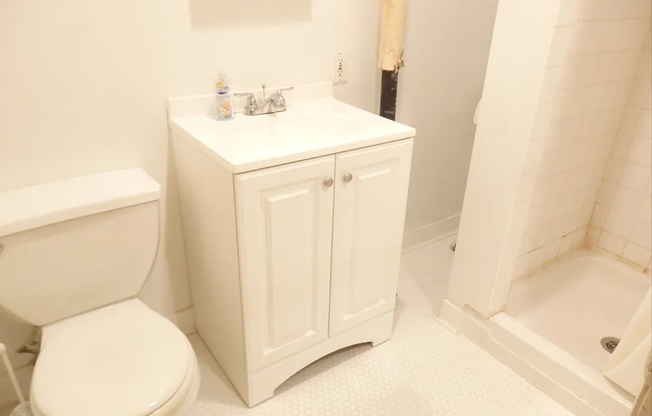 Studio, 1 bath, 275 sqft, $2,900, Unit 1-W