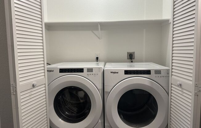 2 beds, 2 baths, 986 sqft, $2,595, Unit 624