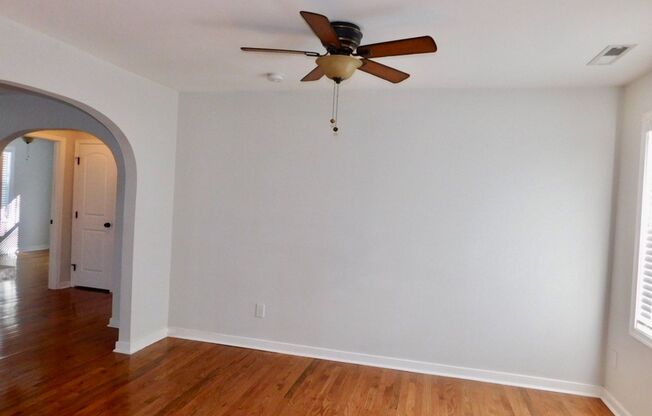 2 beds, 1 bath, $1,441