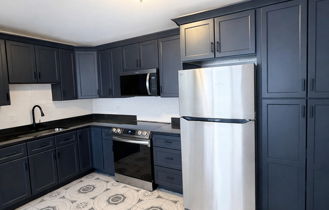 2069 North 18th Avenue