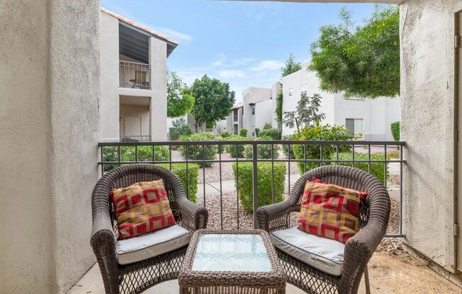 2 beds, 2 baths, $1,995, Unit # 1083