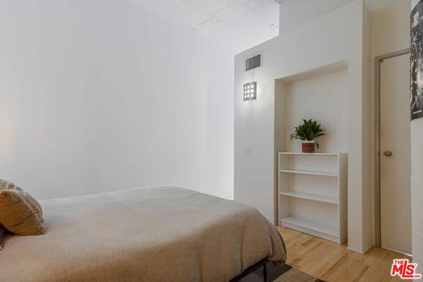 1 bed, 1 bath, 890 sqft, $2,500, Unit 423