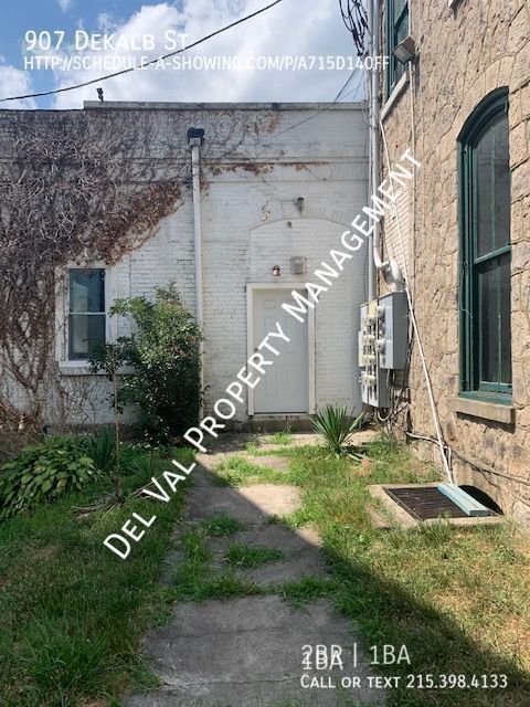 907 DEKALB ST