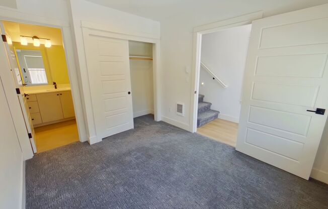 2790 NW Harrison Blvd