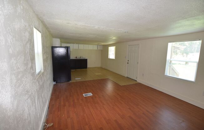 2 Bedroom 1 Bath Mobile Home For rent at 5101 N. Kaliga Drive St. Cloud FL 34771.