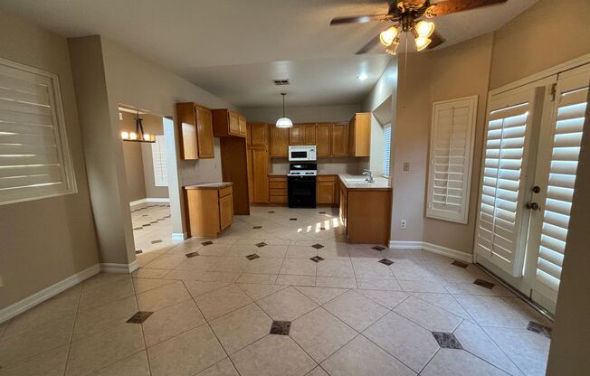 3 beds, 2.5 baths, $2,995