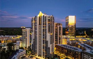 2bd/2bth in sought after Grandview Condominiums in the heart of Buckhead!