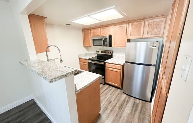 2 beds, 2 baths, 986 sqft, $1,600, Unit 445-113