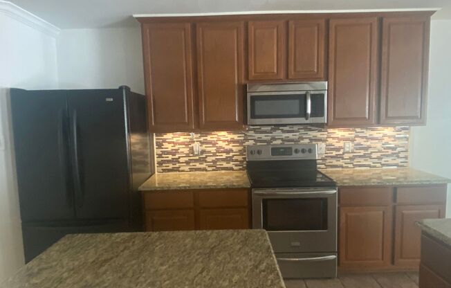 3 beds, 2 baths, $2,200