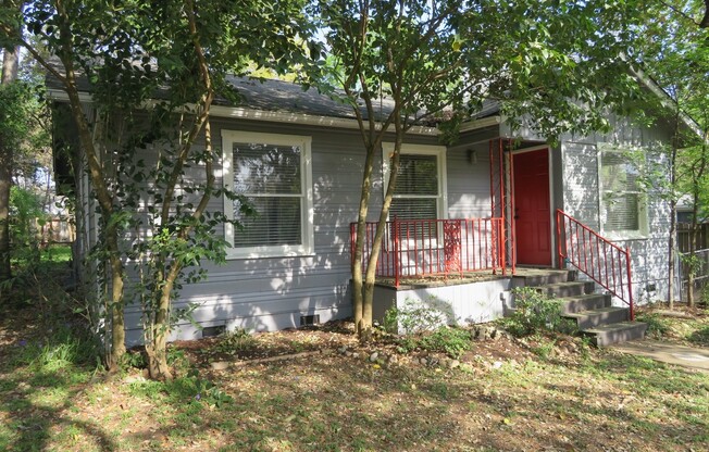 Quaint Cottage in Trendy South Austin
