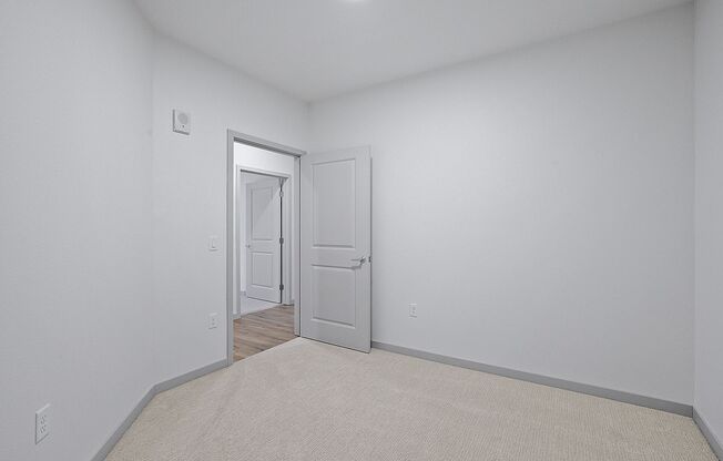 1 bed, 1 bath, 1,015 sqft, $1,995, Unit 410