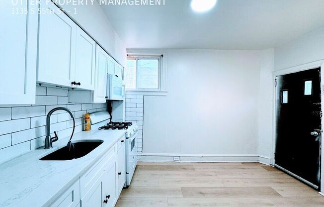 1135 S 55 ST
