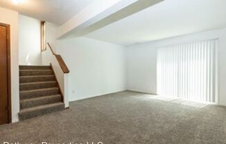 1000 Laurel St