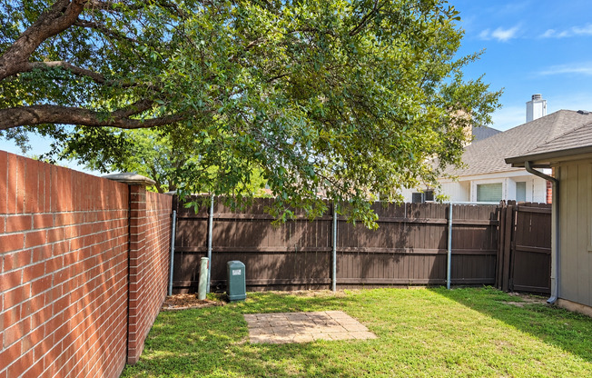 3 beds, 2 baths, $2,400