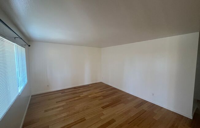 3774-3778 39th Ave