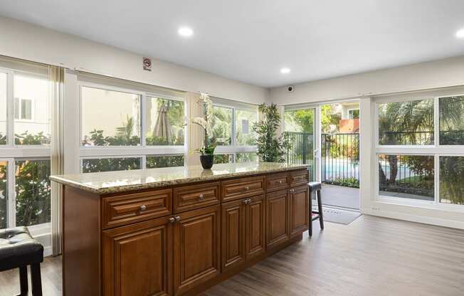 070 Recreation Room Kitchen Island