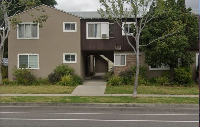 11401 WASHINGTON PL