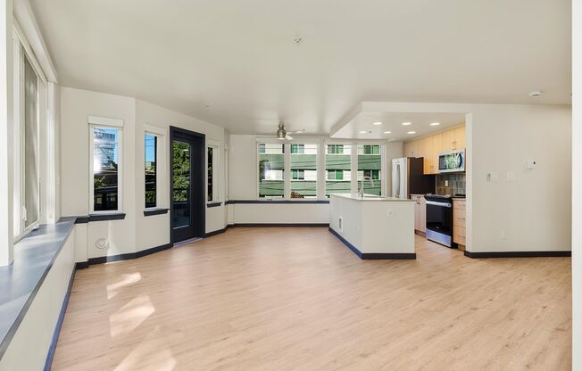 2 beds, 2 baths, 886 sqft, $3,295, Unit 101