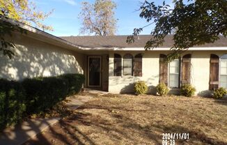 3 beds, 2 baths, $1,100