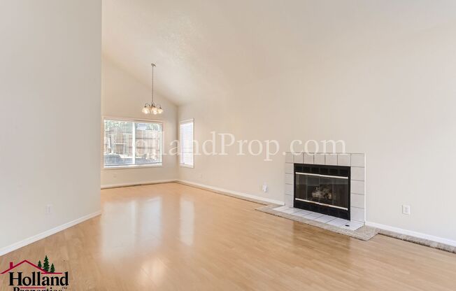 Bright & Spacious 4-Bedroom Home – Freshly Painted and Full of Light!