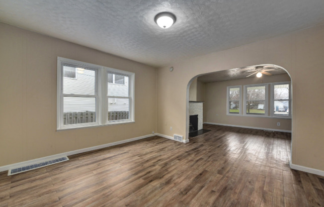 1890 W 54th St Upstairs