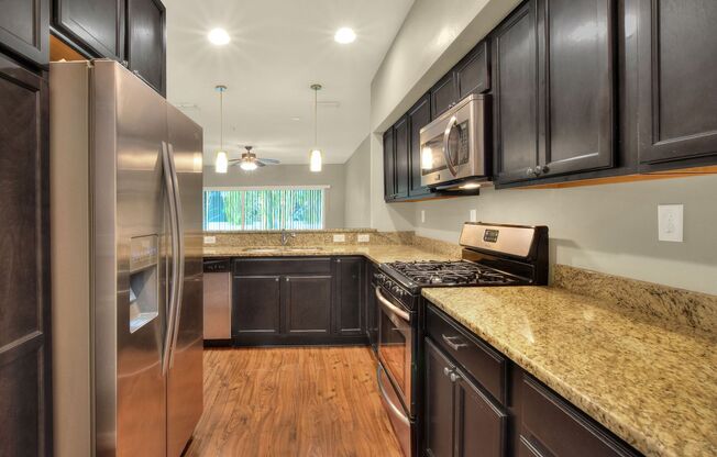 2 beds, 2.5 baths, 1,798 sqft, $1,599, Unit 215