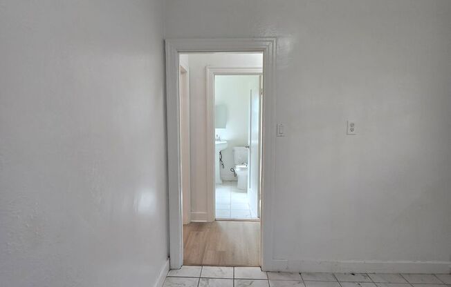 1 bed, 1 bath, $1,900, Unit 1317