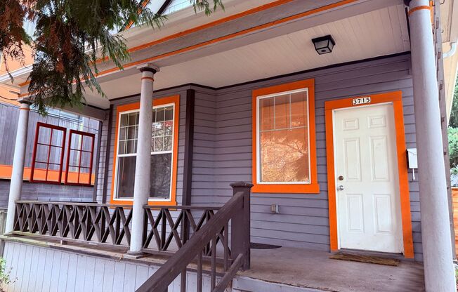 4 Bed/2Bath Classic Craftsman on N Williams Ave