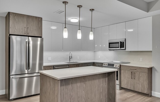 2 beds, 2.5 baths, 1,643 sqft, $4,905, Unit 305