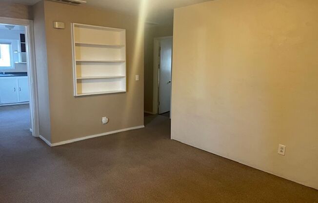 2 beds, 1 bath, 750 sqft, $1,195, Unit 2525